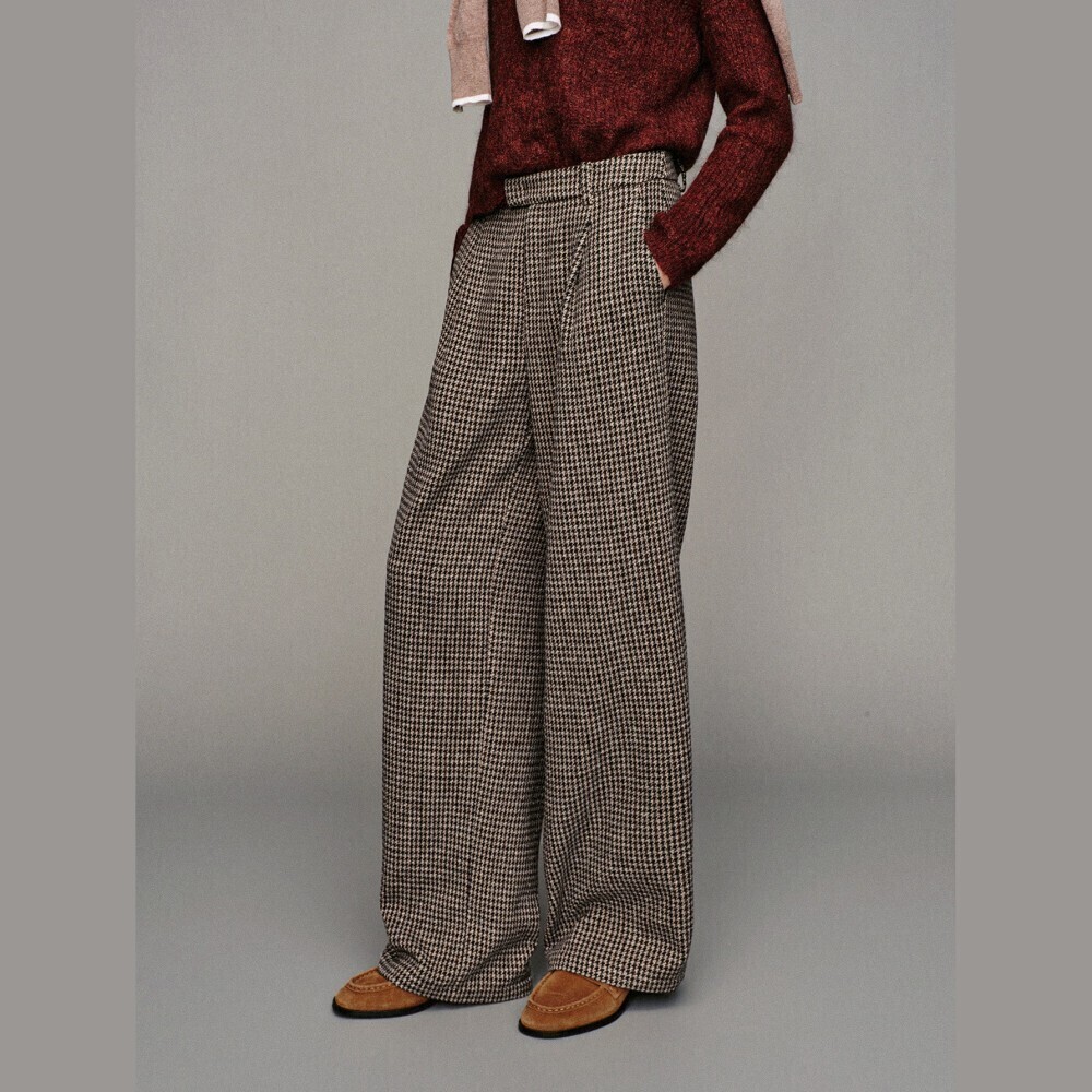 Black and White Houndstooth Pleated Wide Leg Trousers